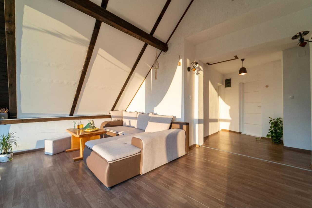 Rooms & Apartment Milan Saborsko Eksteriør billede