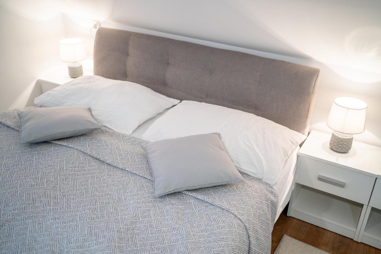 Rooms & Apartment Milan Saborsko Eksteriør billede