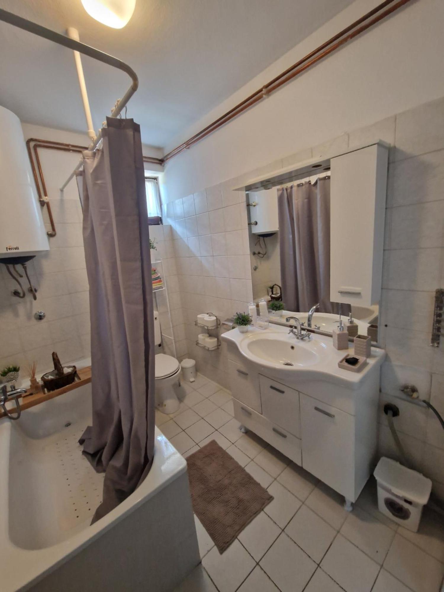 Rooms & Apartment Milan Saborsko Eksteriør billede